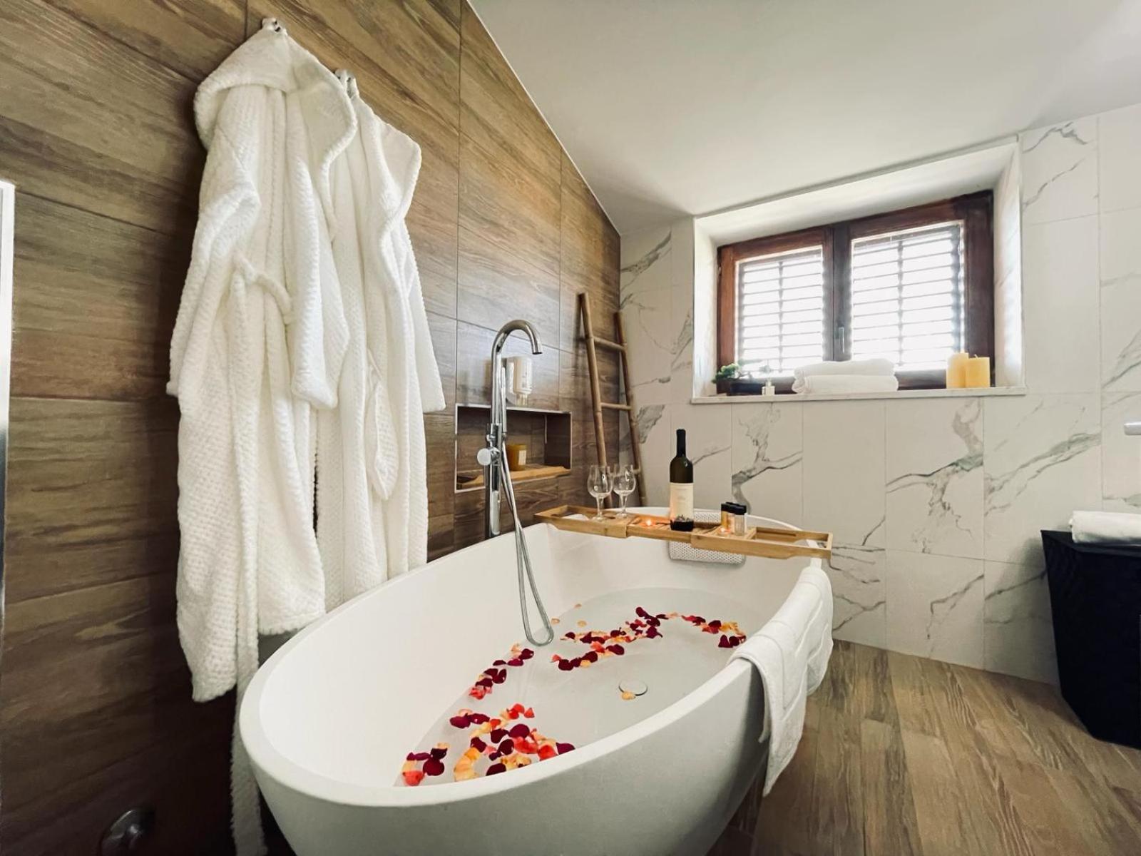 Astraluxe Apartment Fazana Luaran gambar
