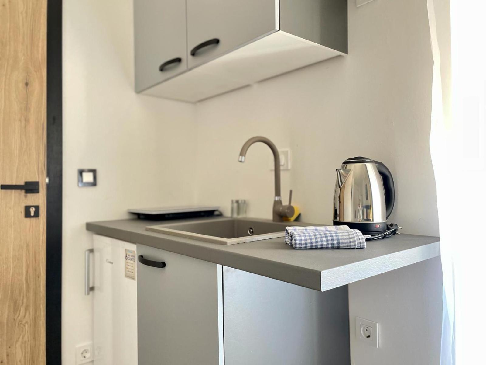 Astraluxe Apartment Fazana Luaran gambar