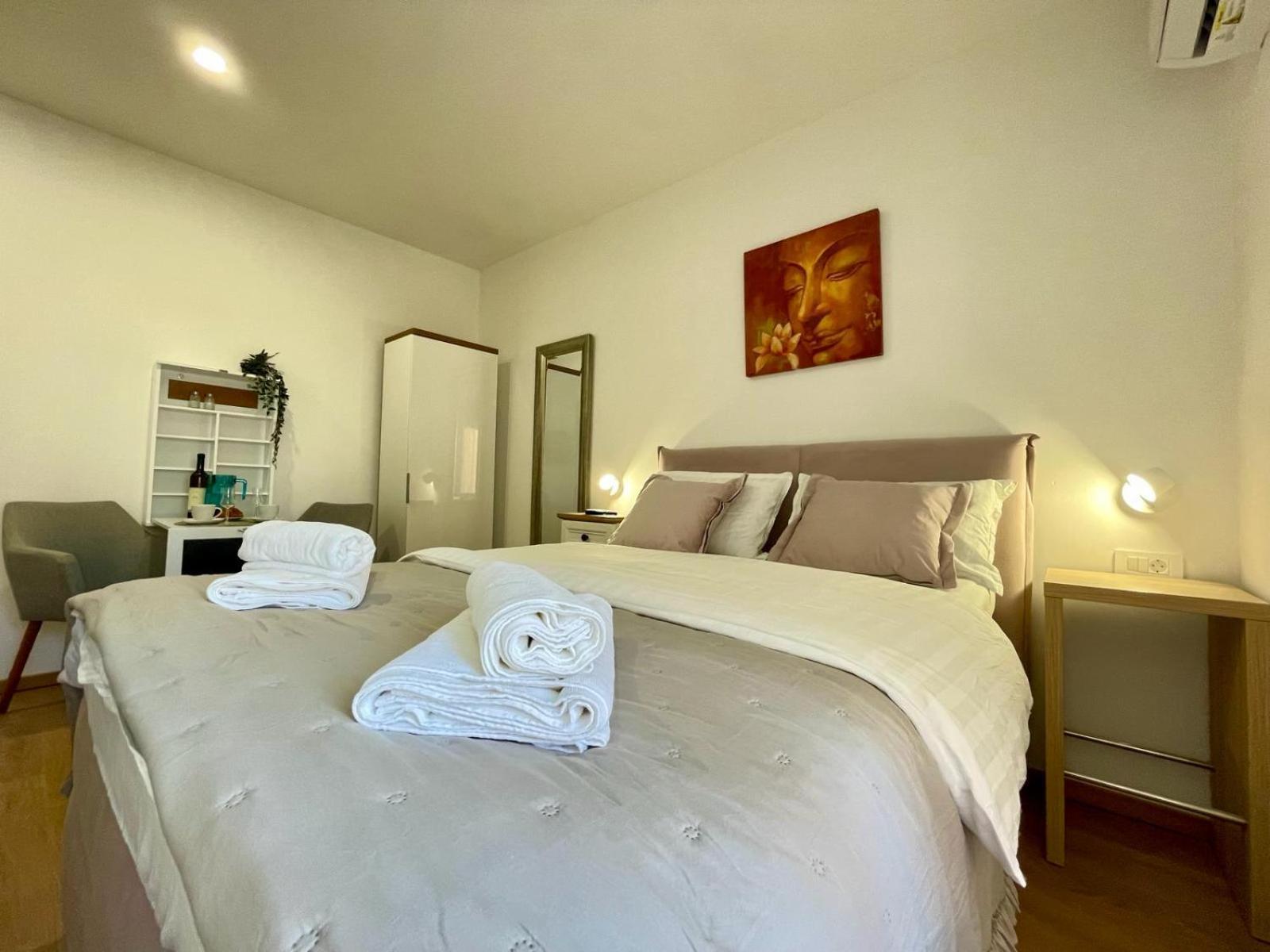 Astraluxe Apartment Fazana Luaran gambar