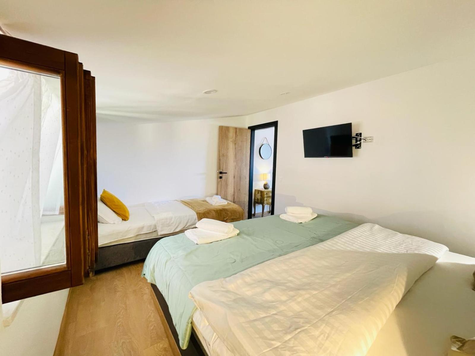 Astraluxe Apartment Fazana Luaran gambar