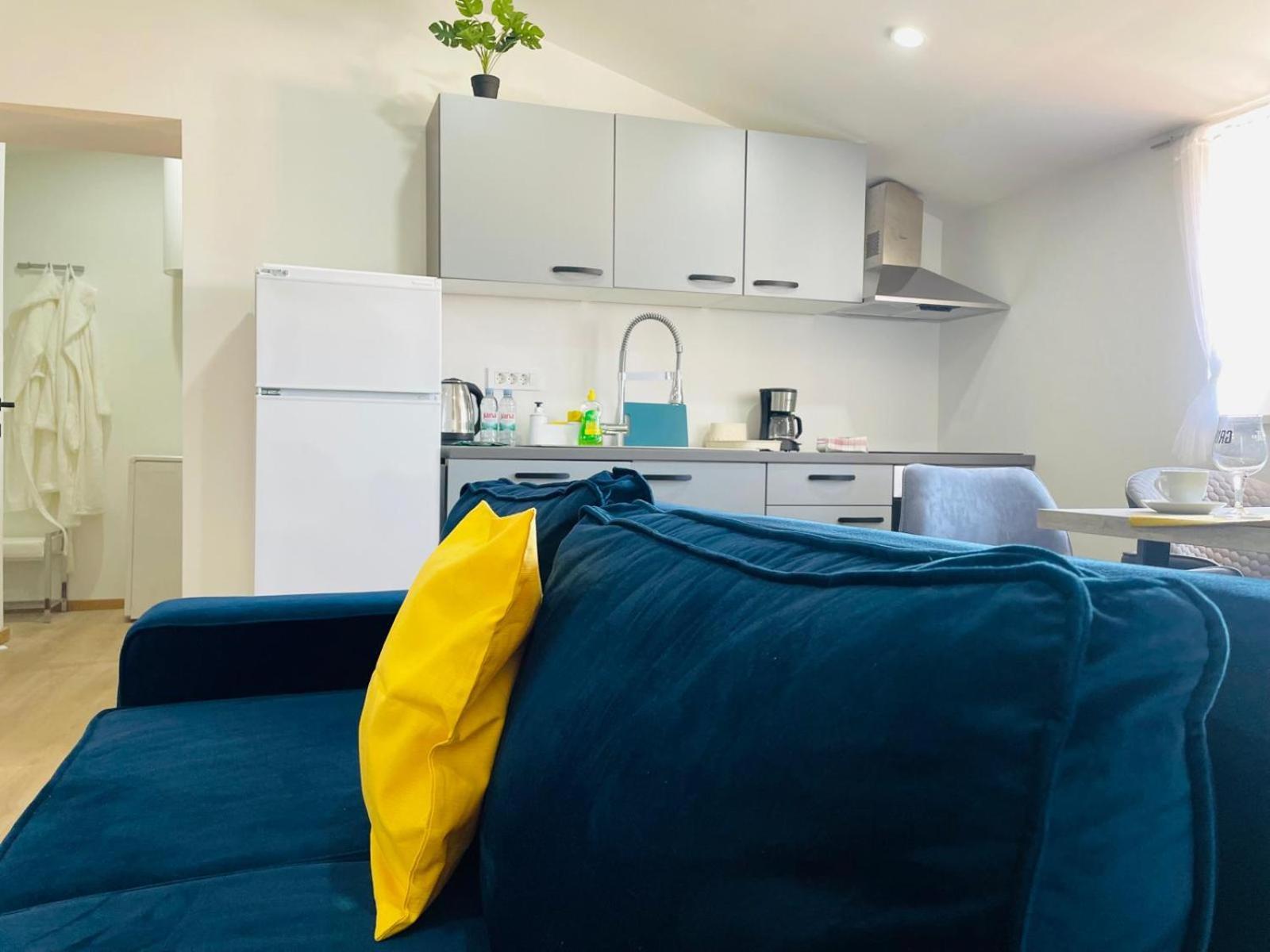 Astraluxe Apartment Fazana Luaran gambar