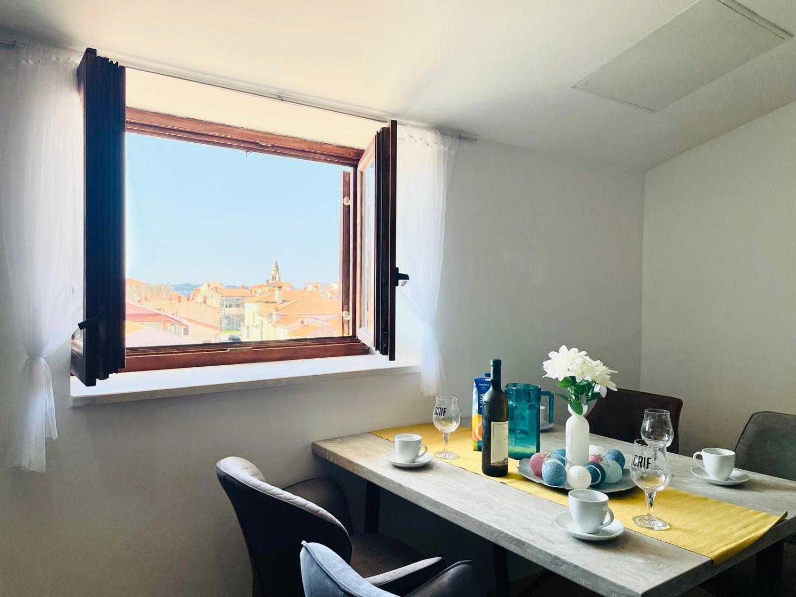 Astraluxe Apartment Fazana Luaran gambar